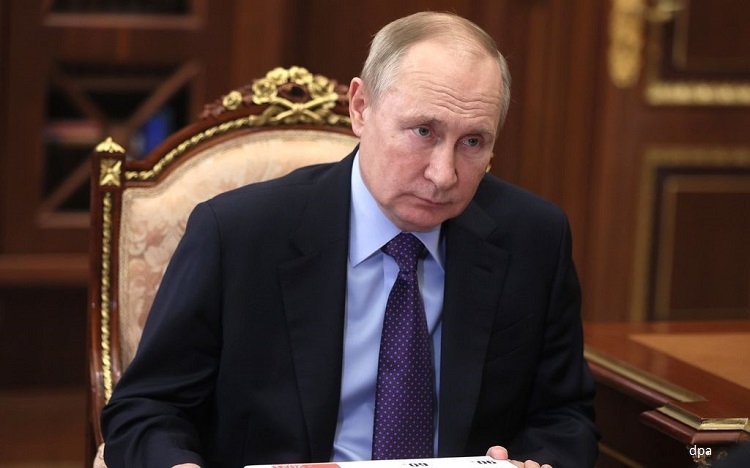 Putin hopes to 'cooperate constructively' with US