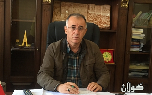 دكتۆر عەلی رەشید  سەرۆكی ئەنجومەنی پارێزگاری هەولێر بۆ گوڵان:  هەڵمەتی پاككردنەوە لە هەموو ئەو بەستانەی ڕوو لە هەولێر دەكەن دەستی پێ كردووە