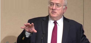 جەیمس هێنری  پڕۆفیسۆری كاروبارە نێودەوڵەتییەكان لە زانكۆی جۆرج واشنتۆن بۆ گوڵان:     نیگەرانیی ئەوە هەیە  كە جارێكی دیكە دۆخی ئەمنیی عێراق دابڕووخێت