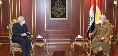 سەرۆك بارزانی پێشوازی لە شاندێكی پارتی سۆسیالیستی كوردستان دەكات