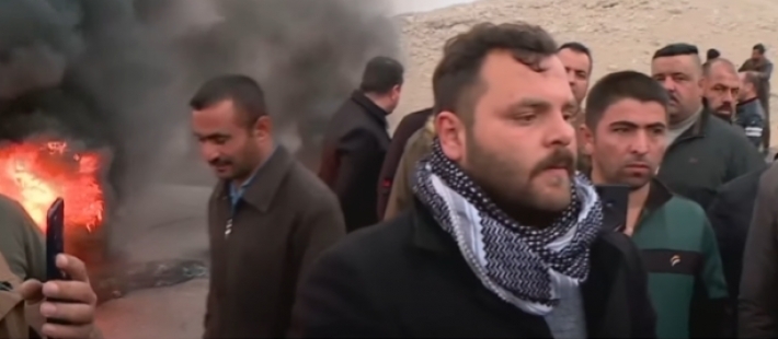 مظاهرات في مخمور ترفض قرار عدم السماح بدخول البضائع القادمة من أربيل