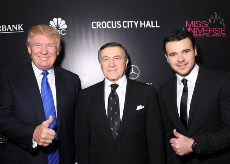 كانێ وێست كۆنسێرت و كارە بازرگانییەكانی دەباتە ڕووسیا