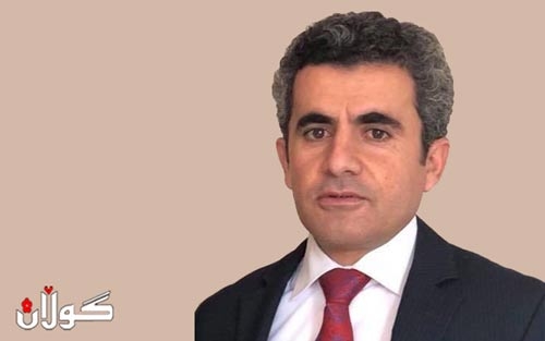 دكتۆر ئەمیر سەلیم  سەرۆكی بەشی دارایی و بانك لە زانكۆی سەڵاحەددین بۆ گوڵان:     داشكانی بەهای دینار و بێ سەروبەریی بازاڕ و قۆرخكاری  هەڵاوسانی نرخەكانی  لێ كەوتەوە