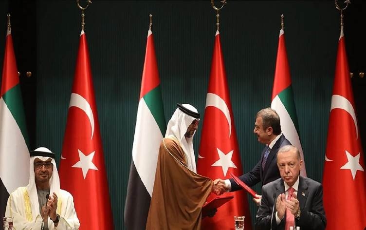 Îmarat ji bo kirîna saziyên dewletê ligel Tirkiyê hevdîtinan dike