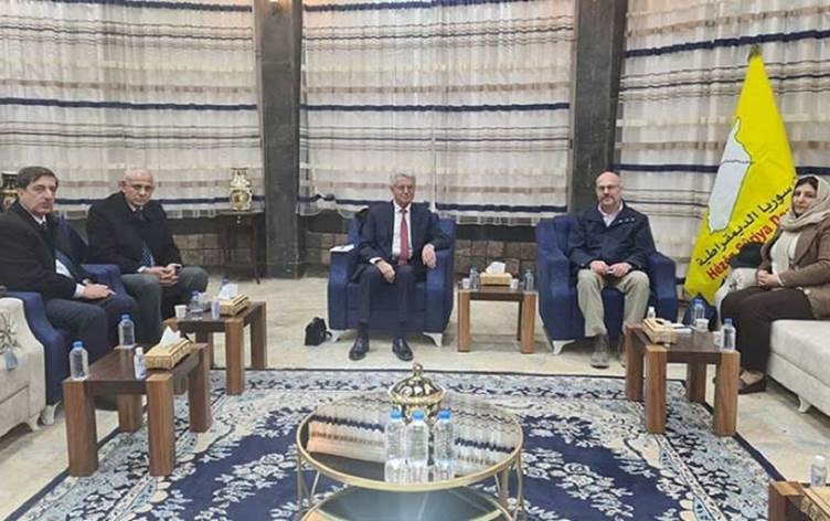 Naveroka civînên nûnerê Amerîkayê li gel Mezlûm Kobanî û ENKSê