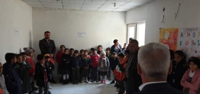 Li Şêladizê jin û mêrekî hunermend xaniyê xwe kirin dibistan