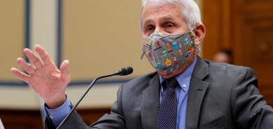 فاوتشي في عين العاصفة.. جدل ساخن بشأن ثروته في 2020