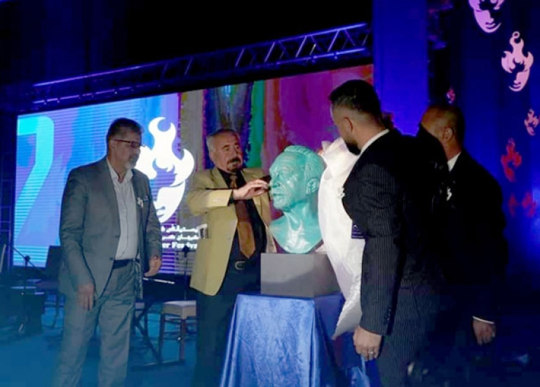 عەلی كەریم هونەرمەندی بە ئەزموون بۆ گوڵان: شانۆكارانی باشوور دەبێ بەخۆیاندا بچنەوە و لە ئاستی سەد ساڵەی سەرهەڵدانی شانۆدا بن