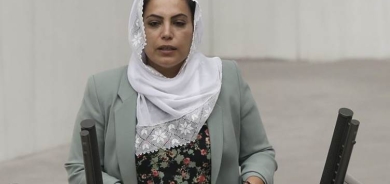 Li ser stranên Kurdî daxwaza rakirina parêzbandiya parlamentereke HDPê tê kirin