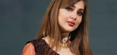 بەوێنە..نوێترین دەركەوتنی سەمیرە كارزان لەگەڵ دایكی