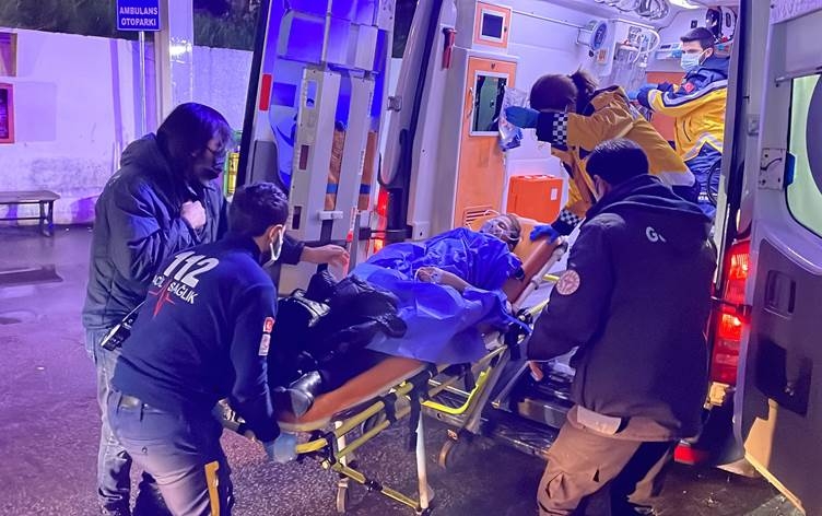 Li Bursayê êrişî koçberên Sûrî kirin: Kuştî û birîndar hene