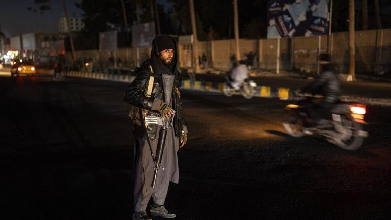 تەقینەوەیەك لەهەرات؛ بەلایەنی کەم 16 کەس کوژران و برینداربوون