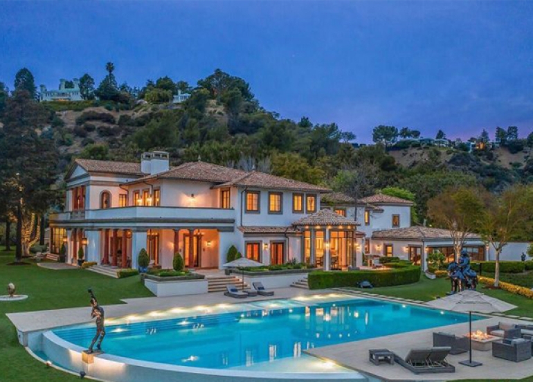 ئەدیل بە نیازە كۆشكی رامبۆ بكڕێت