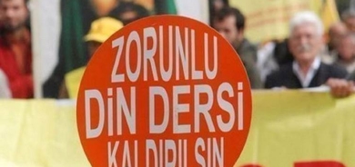 Elewî naxwazin dersa olî li ser zarokên wan bê ferzkirin