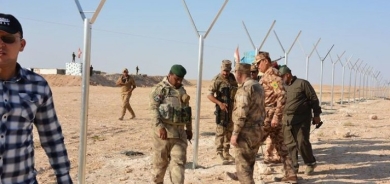 Îraq jî dest bi çê kirina dîwarê dike