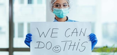 كەی دەتوانین لە كەسێكی چاكبووەوە لە كۆڤید19 نزیك بینەوە؟