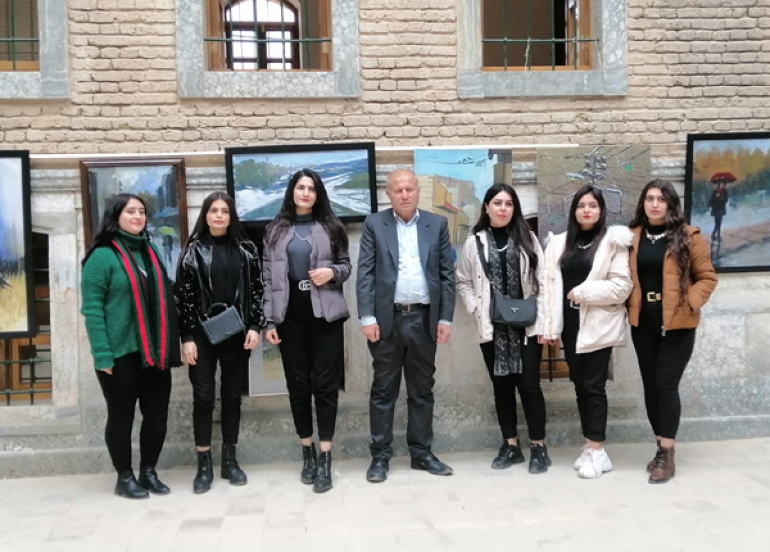 هونەرمەندی شێوەكار (فەیسەل عوسمان) پێشانگەیەكی تایبەتی كردەوە