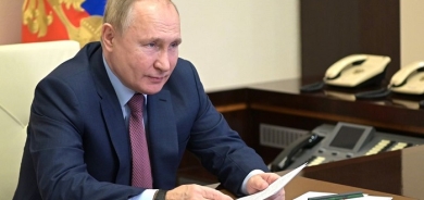 Putin repeats security demands from West during Macron phone call