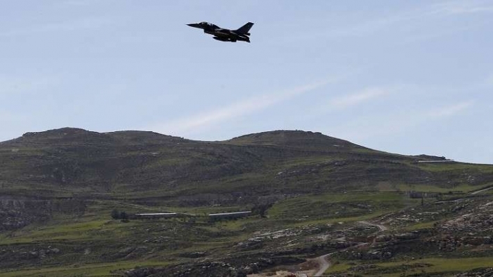 خبير قانوني : أقارب 