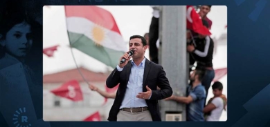 Demîrtaş bang li xwendekaran kir: Dersên Kurdî hilbijêrin