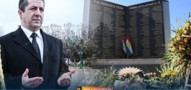 Serokwezîr deste gul li ser mînomênta şehîdan danî