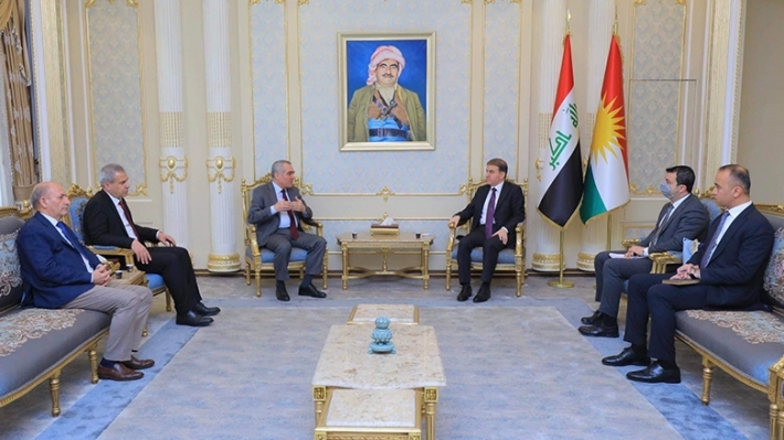 Şandeyekî ENKSê li gel Cîgirê Serokê Parlamentoya Kurdistanê civiya