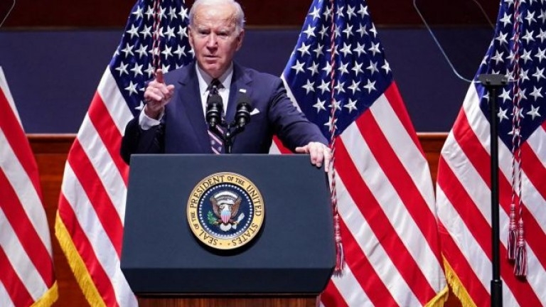 Amerîka hin dorpêçên ser Îranê kêm dike