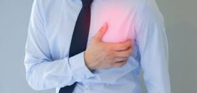 متى تتصل بالطوارئ؟.. 12 سببا لآلام الصدر