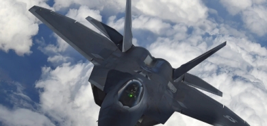 ئەمریكا  فڕۆكەی جەنگیی  جۆری ئێف-22 ی ناردە ئیمارات