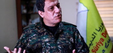 قائد (قسد) يطالب بالمزيد من القوات الامريكية في مناطق سيطرته : لم يعد هناك مايكفي من القوات