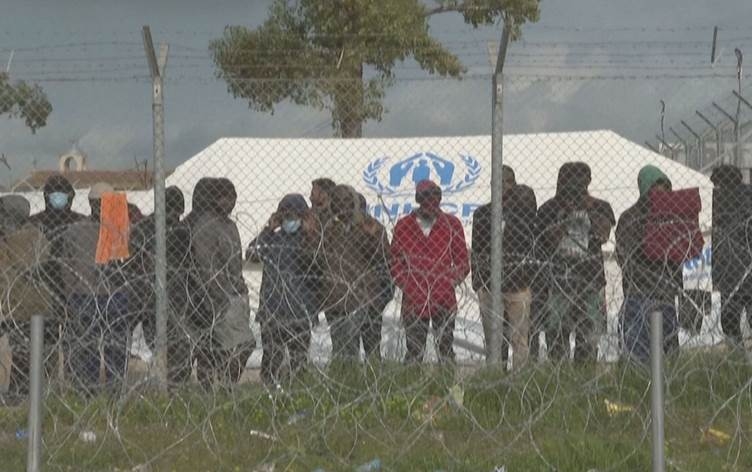 Qubris: Tirkiye rê dide koçberan derbasî aliyê me bibin