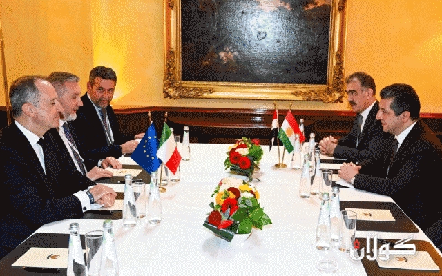 مەسرور بارزانی سەرۆكی حكوومەتی هەرێمی كوردستان لەگەڵ لۆرێنزۆ گویرینی وەزیری بەرگریی ئیتالیا کۆبووەوە.