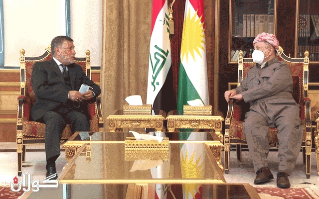 سەرۆك بارزانی پێشوازی لە عزەت شابەندەر كەسایەتیی سیاسیی عێراقی دەكات