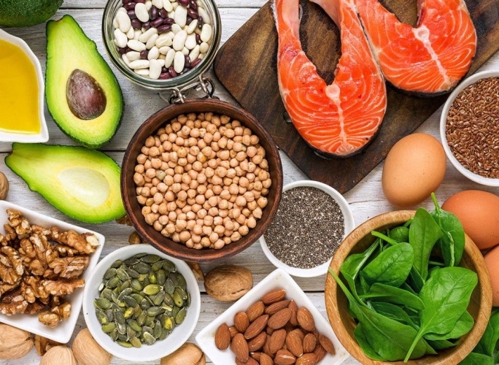 سر المعمّرين حول العالم.. أفضل عادات غذائية لصحة جيدة وعمر مديد