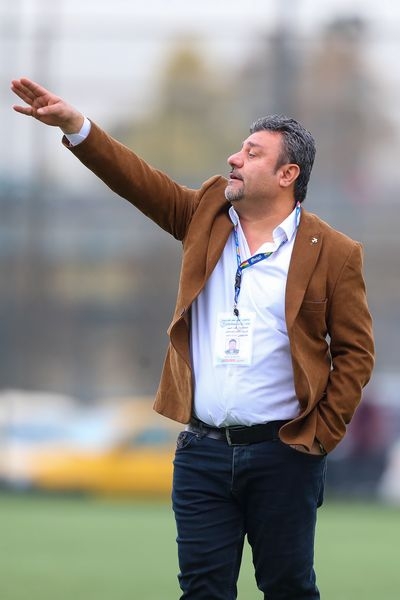 راهێنه‌رى یانه‌ى هه‌ولێر خۆمان له‌م نه‌هامه‌تیه‌ رزگار ده‌كه‌ین