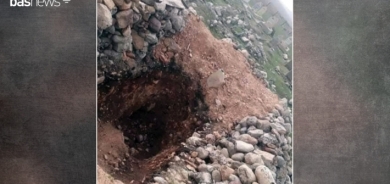 Li Akrê tirbeka kevnar bi behane dîtina zêrr hat wêrankirin