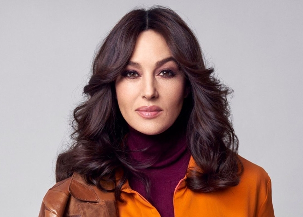 مۆنیكا خەونی بوون بە پارێزەری دەبینێت