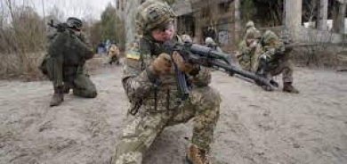 روسيا تسيطر على قاعدة عسكرية في 