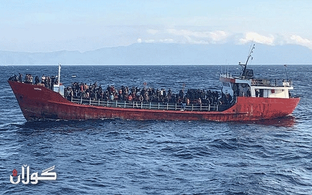 یۆنان:  5 بەلەم کە زیاتر لە 120 پەنابەری هەڵگرتبوو ڕێگریمان لێ کرد بچنە ناو ئەوروپاوە