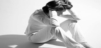 بە نیشانەكانی پەستی ئاشنا بە