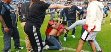 شەر و پێكدادان لە یاریگای کۆرخیدۆرا ' بەلایەنی کەم 22 کەس بریندار بوون