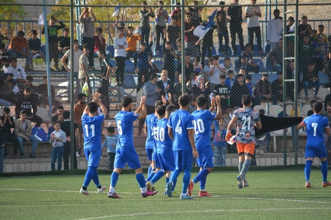 سبه‌ى هه‌ندرێن و سیروانى نوێ یارى لوتكه‌ ئه‌نجام ده‌ده‌ن