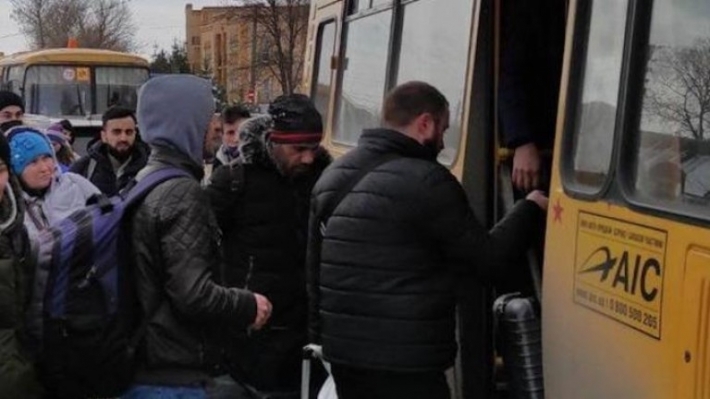 الخارجية: خروج نحو ألف عراقي من أوكرانيا باتجاه بولندا