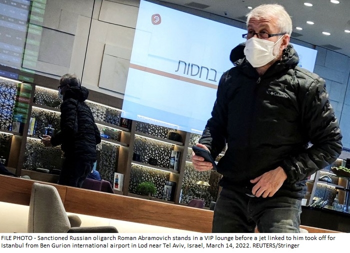 Abramovich jet lands in Moscow after brief stop in Istanbul