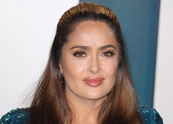 سەلما حایك خەڵاتی (IMDb)ی بە دەست هێنا