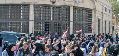 لبنان.. مخاوف من أزمة سيولة وإغلاق محتمل للبنوك