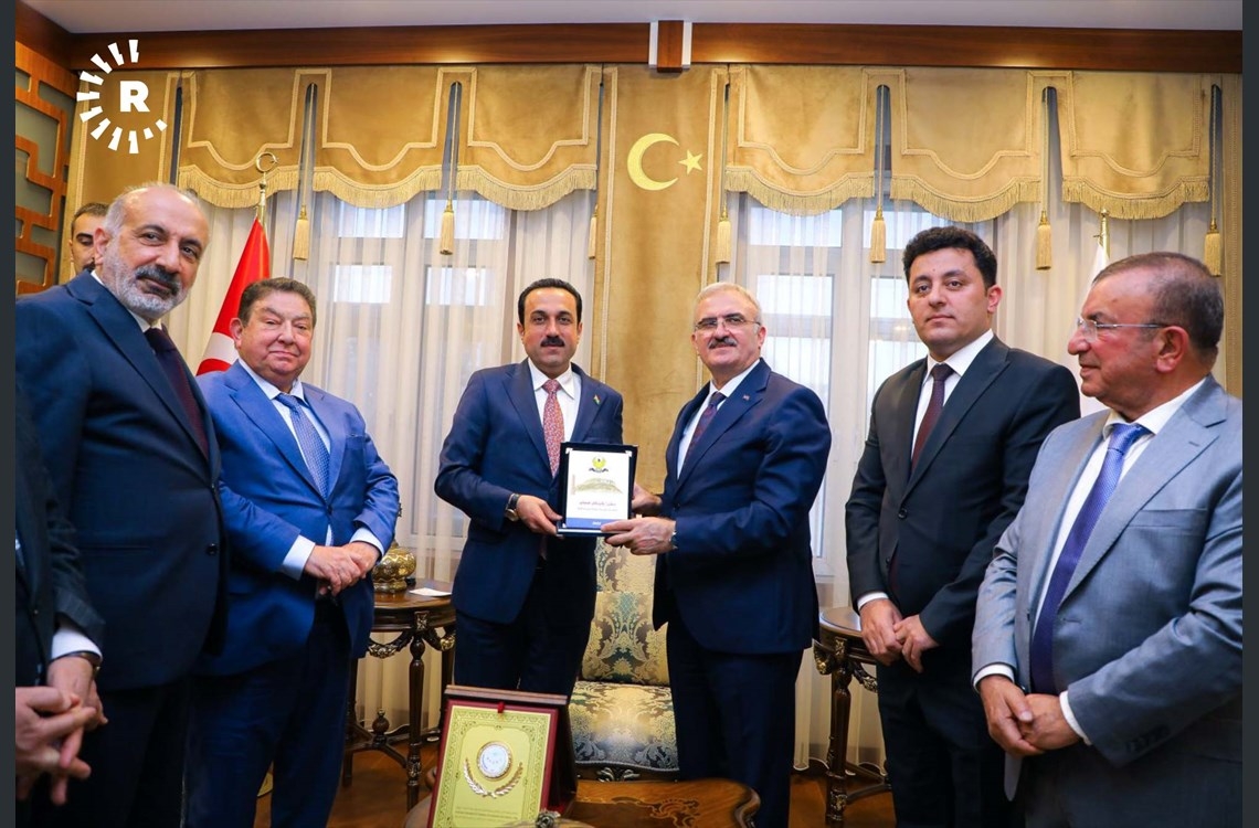 Ji Hewlêrê heya Amedê diyariya 