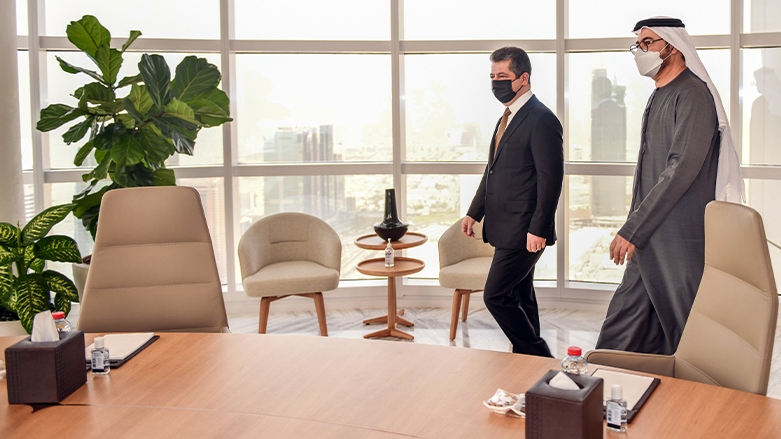 Mesrûr Barzanî ligel Wezîrê Karûbarên Encûmena Wezîran a Îmaratê civiya