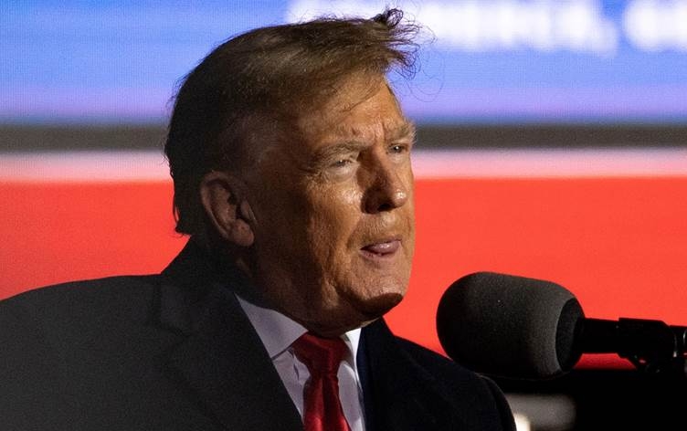 ترمب يدعو بوتين الى الكشف عن معلومات حول نجل بايدن