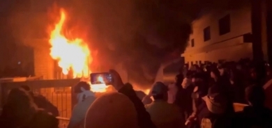 سياسي عراقي : من المعيب جداً ان لاتستطيع بغداد حماية مقر للديمقراطي الكوردستاني